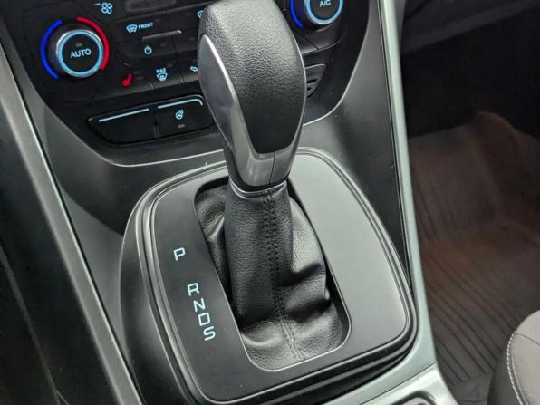 Ford Kuga II Рестайлинг с пробегом 2017 года, цена 1 649 000 рублей, 106471 км, внедорожник, Автокод Объявления