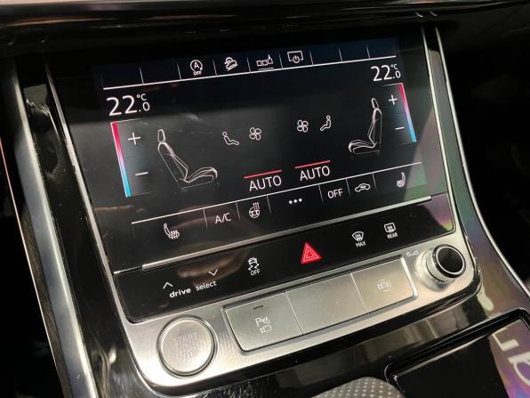 Audi Q8 I (4M) с пробегом 2018 года, цена 6 750 000 рублей, 44777 км, внедорожник, Автокод Объявления