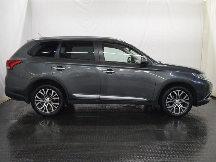 Mitsubishi Outlander III Рестайлинг 2 Санкт-Петербург  - изображение 4