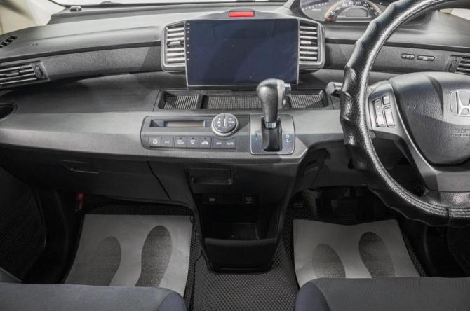 Honda Freed I с пробегом 2010 года, цена 1 149 000 рублей, 164000 км, компактвэн, Автокод Объявления