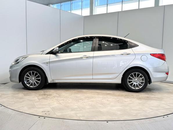 Hyundai Solaris I с пробегом 2012 года, цена 850 000 рублей, 182155 км, седан, Автокод Объявления