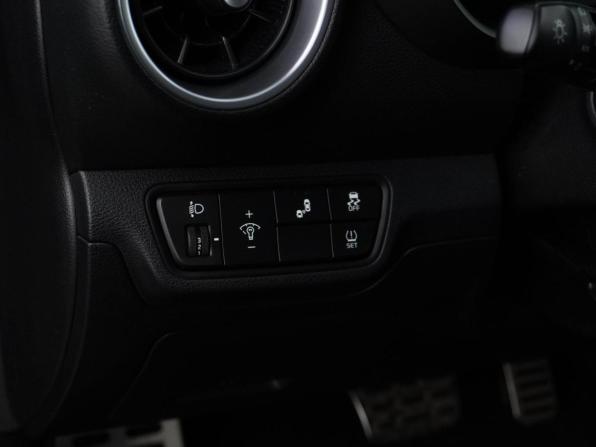 Kia Cerato IV Рестайлинг с пробегом 2022 года, цена 2 257 444 рубля, 79896 км, седан, Автокод Объявления