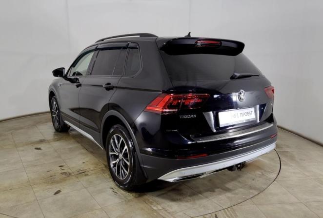 Volkswagen Tiguan II с пробегом 2019 года, цена 2 550 000 рублей, 84968 км, внедорожник, Автокод Объявления