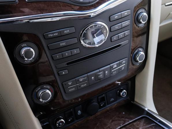 Infiniti QX56 II с пробегом 2010 года, цена 1 650 000 рублей, 270084 км, внедорожник, Автокод Объявления