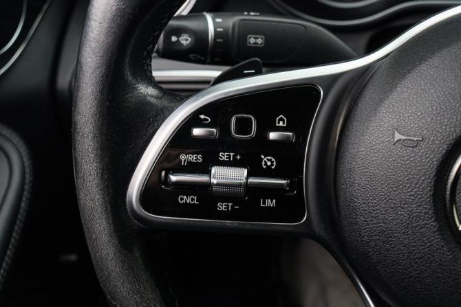 Mercedes-Benz C-Класс IV (W205) Рестайлинг с пробегом 2019 года, цена 2 280 000 рублей, 114065 км, седан, Автокод Объявления