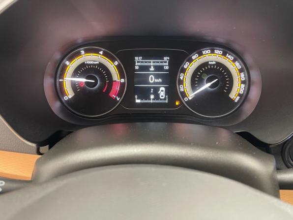 Lada (ВАЗ) Vesta I Рестайлинг (NG) с пробегом 2023 года, цена 1 279 000 рублей, 41000 км, седан, Автокод Объявления
