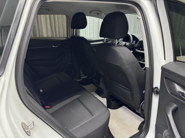 Skoda Karoq I с пробегом 2021 года, цена 1 733 000 рублей, 204960 км, внедорожник, Автокод Объявления