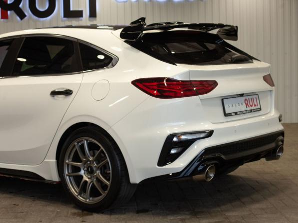 Kia K3 II Рестайлинг с пробегом 2021 года, цена 2 879 000 рублей, 72687 км, хэтчбек, Автокод Объявления
