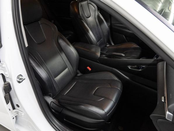 Hyundai Avante VII с пробегом 2021 года, цена 1 999 000 рублей, 135449 км, седан, Автокод Объявления
