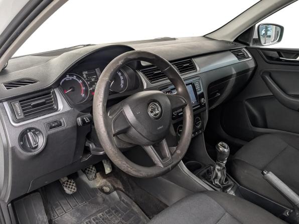 Skoda Rapid I Рестайлинг с пробегом 2019 года, цена 990 000 рублей, 122272 км, лифтбек, Автокод Объявления