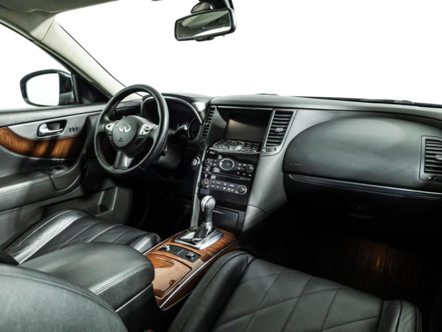 Infiniti QX70 Санкт-Петербург  - изображение 9