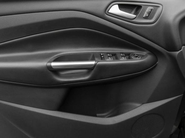 Ford Kuga II с пробегом 2016 года, цена 1 620 000 рублей, 105093 км, внедорожник, Автокод Объявления