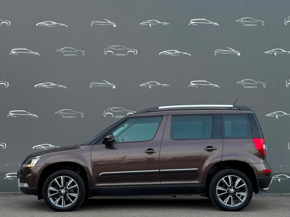 Skoda Yeti I Рестайлинг с пробегом 2017 года, цена 1 867 300 рублей, 84295 км, внедорожник, Автокод Объявления