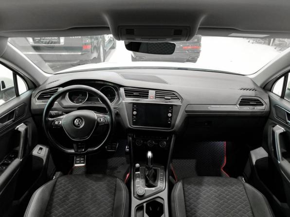 Volkswagen Tiguan II с пробегом 2018 года, цена 2 200 000 рублей, 237125 км, внедорожник, Автокод Объявления