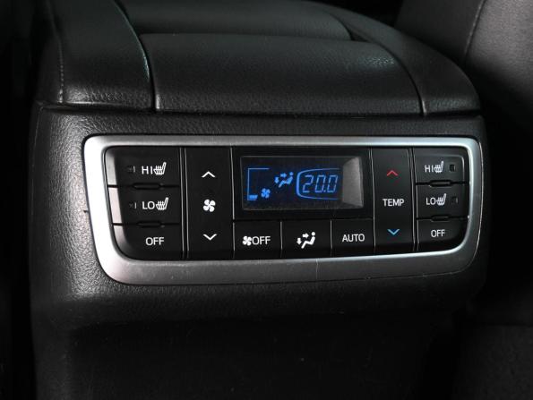 Toyota Highlander III (XU50) Рестайлинг с пробегом 2018 года, цена 3 299 000 рублей, 179681 км, внедорожник, Автокод Объявления