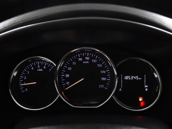 Renault Logan II Рестайлинг с пробегом 2021 года, цена 675 000 рублей, 185343 км, седан, Автокод Объявления