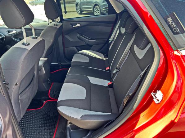 Ford Focus III Рестайлинг с пробегом 2014 года, цена 1 275 000 рублей, 61927 км, хэтчбек, Автокод Объявления