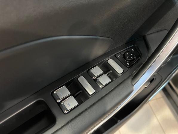 Geely Atlas Pro с пробегом 2023 года, цена 2 055 900 рублей, 56862 км, внедорожник, Автокод Объявления