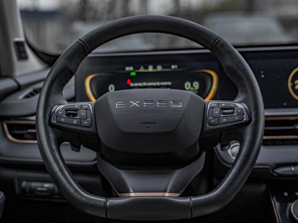 Exeed LX I Рестайлинг с пробегом 2023 года, цена 1 920 000 рублей, 51995 км, внедорожник, Автокод Объявления