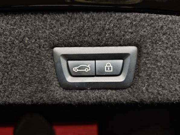 BMW 7 серии VI (G11/G12) Рестайлинг с пробегом 2020 года, цена 6 050 000 рублей, 95900 км, седан, Автокод Объявления