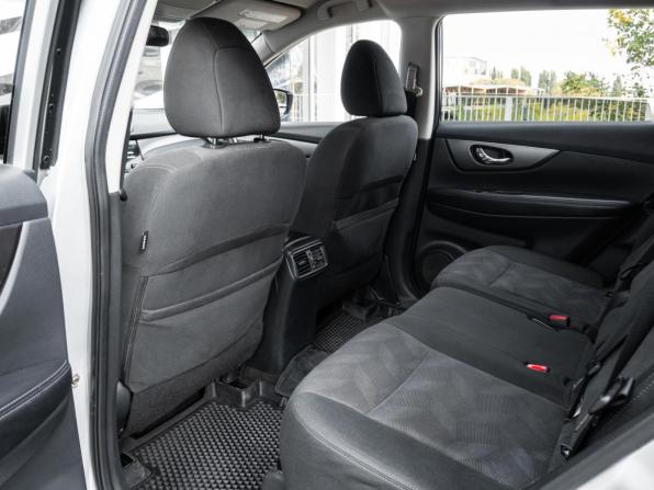 Nissan Rogue II с пробегом 2015 года, цена 1 297 000 рублей, 213366 км, внедорожник, Автокод Объявления