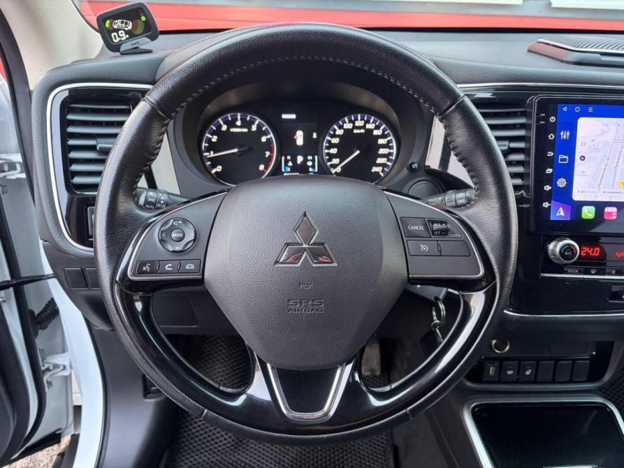 Mitsubishi Outlander III Рестайлинг 3 Санкт-Петербург  - изображение 9