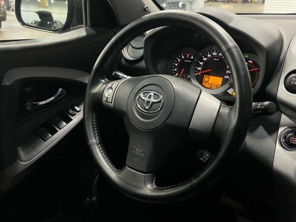 Toyota RAV4 III (XA30) с пробегом 2006 года, цена 1 045 000 рублей, 204900 км, внедорожник, Автокод Объявления