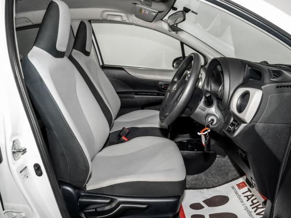 Toyota Vitz III (XP130) с пробегом 2014 года, цена 725 500 рублей, 129549 км, хэтчбек, Автокод Объявления