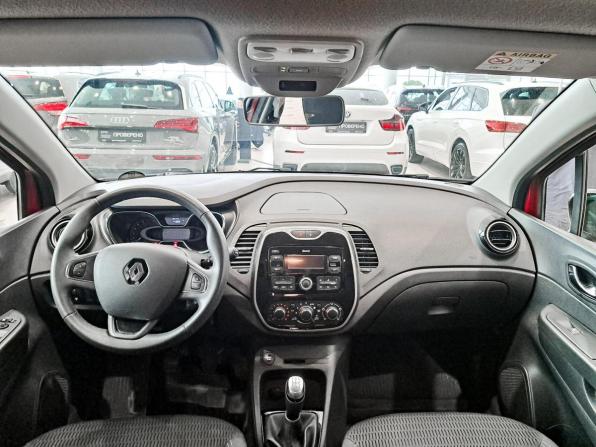 Renault Kaptur I Рестайлинг с пробегом 2020 года, цена 1 650 000 рублей, 74169 км, внедорожник, Автокод Объявления