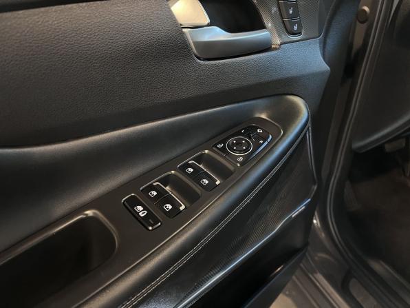 Hyundai Santa Fe IV Рестайлинг с пробегом 2021 года, цена 3 499 000 рублей, 157498 км, внедорожник, Автокод Объявления
