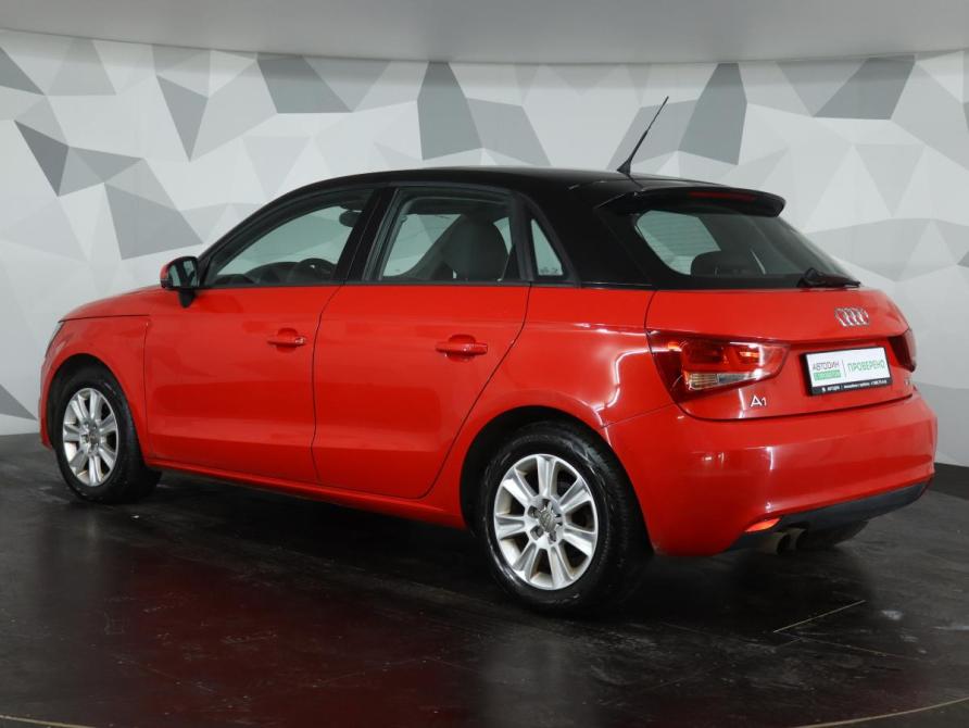 Audi A1 I (8X) Москва  - изображение 7