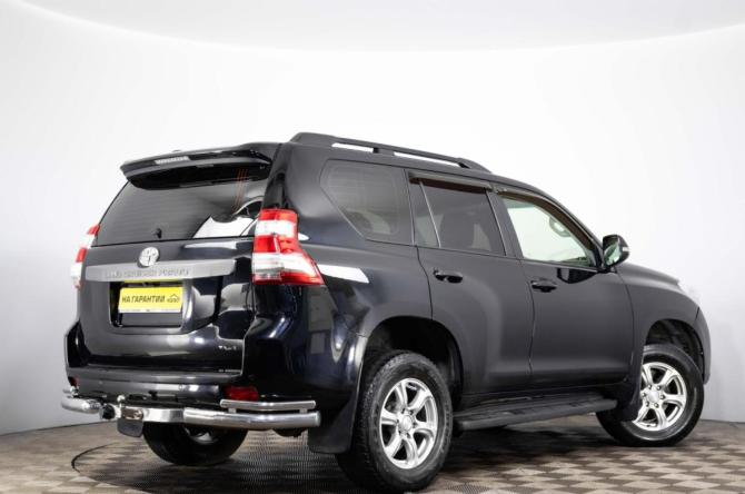 Toyota Land Cruiser Prado 150 Series Рестайлинг 1 с пробегом 2016 года, цена 3 199 000 рублей, 264000 км, внедорожник, Автокод Объявления