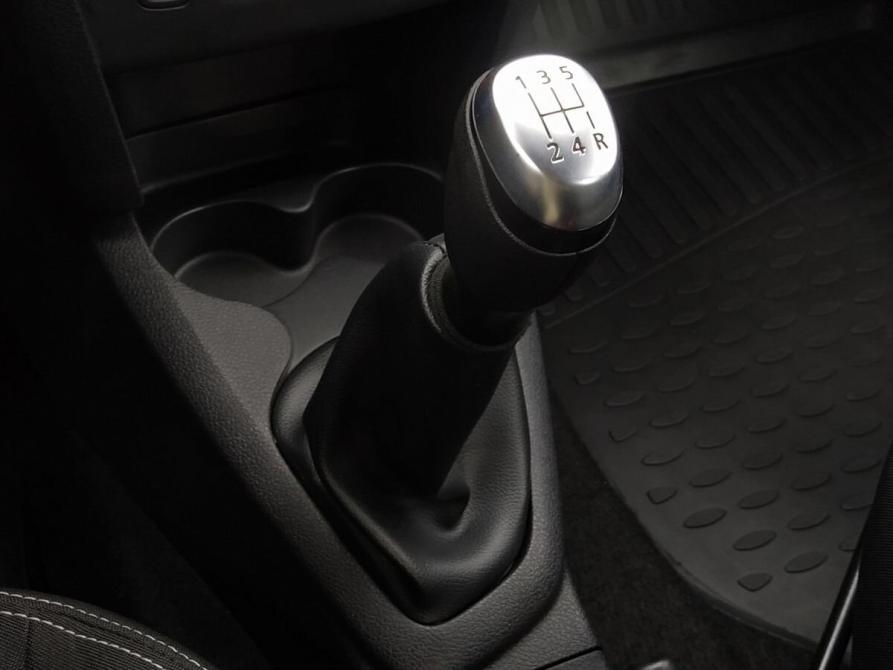Renault Sandero II Рестайлинг Екатеринбург  - изображение 11