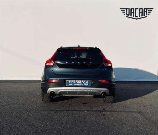 Volvo V40 Cross Country I Рестайлинг с пробегом 2019 года, цена 1 350 000 рублей, 244000 км, хэтчбек, Автокод Объявления