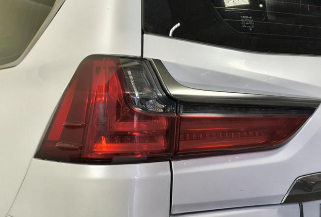 Lexus LX III Рестайлинг 2 с пробегом 2020 года, цена 10 500 000 рублей, 186000 км, внедорожник, Автокод Объявления