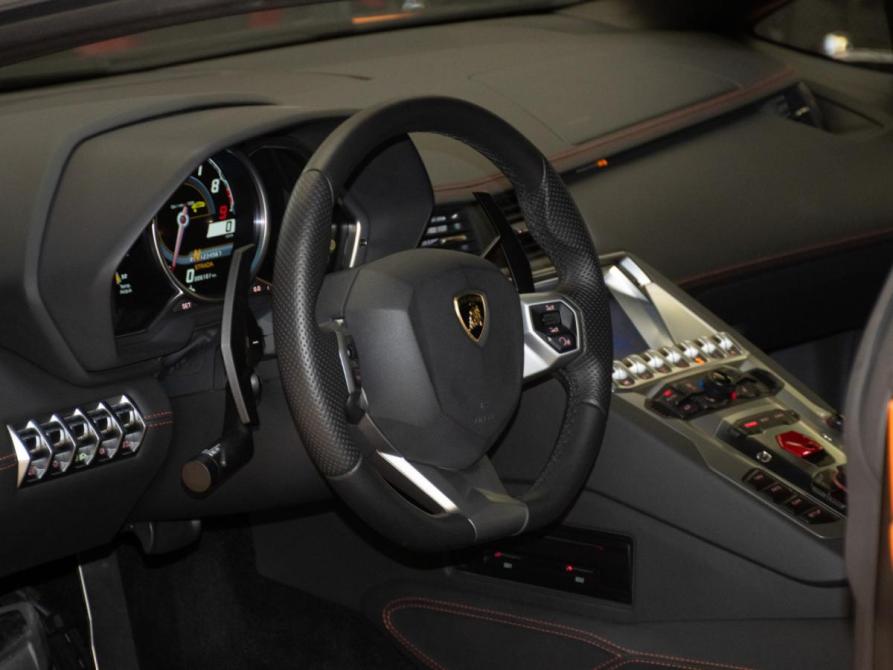 Lamborghini Aventador I Москва  - изображение 12