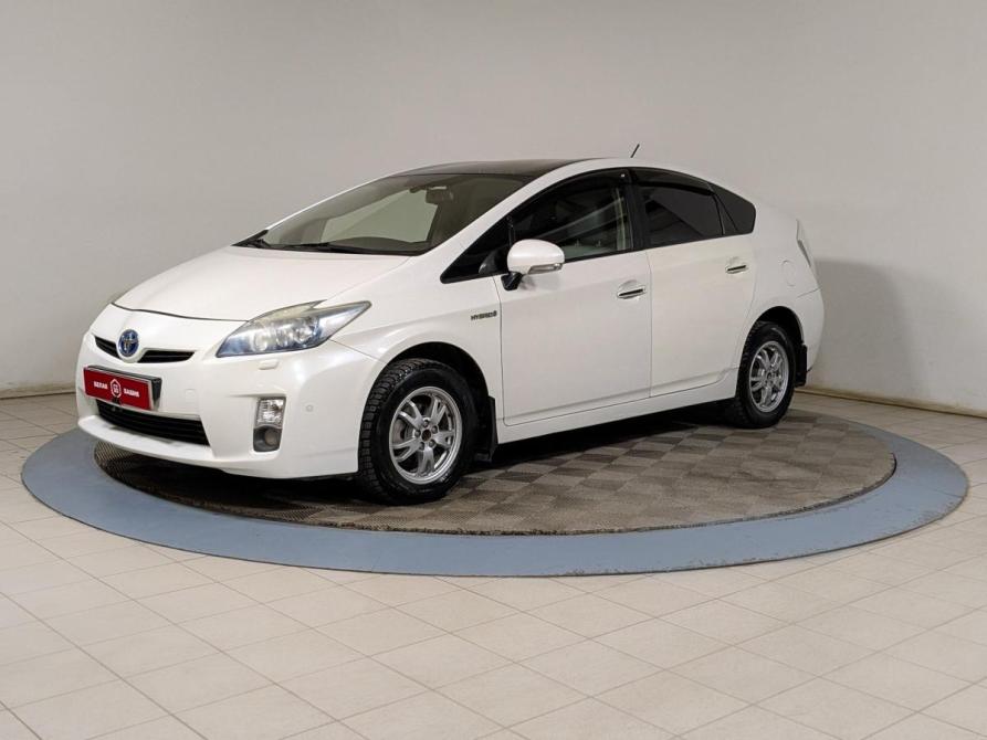 Toyota Prius III (XW30) Екатеринбург  - изображение 4