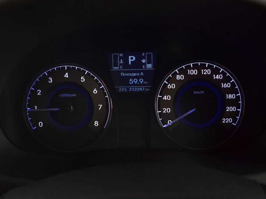 Hyundai Solaris I Кемерово  - изображение 11