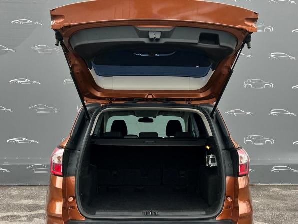 Ford Kuga II Рестайлинг с пробегом 2019 года, цена 1 598 600 рублей, 173304 км, внедорожник, Автокод Объявления