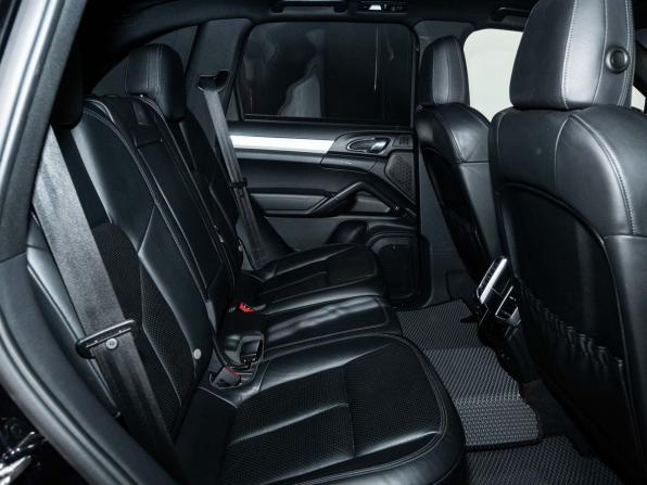Porsche Cayenne II (958) с пробегом 2010 года, цена 2 288 000 рублей, 115000 км, внедорожник, Автокод Объявления