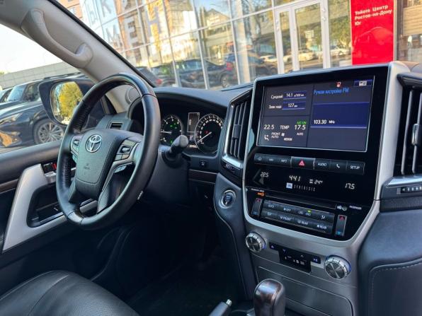 Toyota Land Cruiser 200 Series Рестайлинг 2 с пробегом 2018 года, цена 7 999 000 рублей, 83455 км, внедорожник, Автокод Объявления