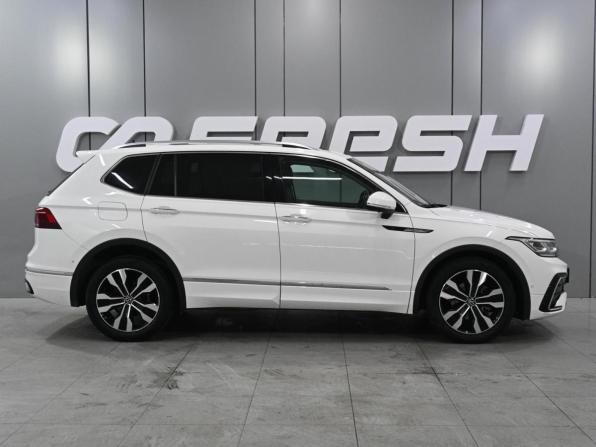 Volkswagen Tiguan II Рестайлинг (China Market) с пробегом 2021 года, цена 3 769 000 рублей, 47264 км, внедорожник, Автокод Объявления