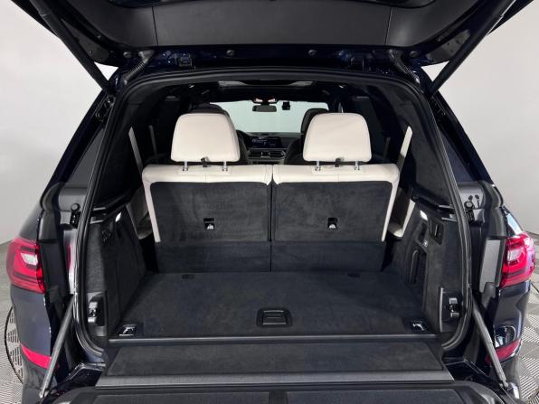 BMW X7 I (G07) с пробегом 2021 года, цена 8 070 000 рублей, 117386 км, внедорожник, Автокод Объявления