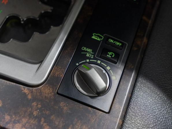 Toyota Land Cruiser 200 Series Рестайлинг 1 с пробегом 2014 года, цена 4 579 000 рублей, 203677 км, внедорожник, Автокод Объявления