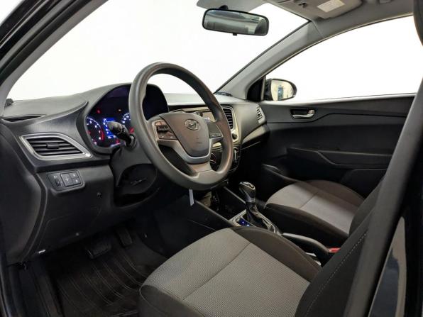 Hyundai Solaris II Рестайлинг с пробегом 2021 года, цена 1 550 000 рублей, 87722 км, седан, Автокод Объявления