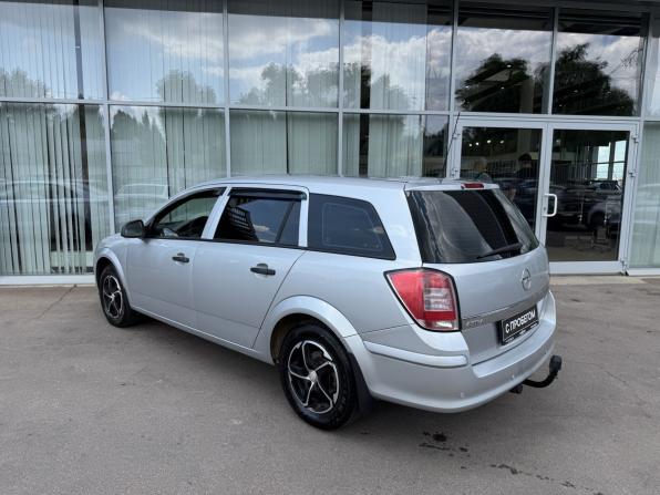 Opel Astra H Рестайлинг с пробегом 2014 года, цена 650 000 рублей, 164111 км, универсал, Автокод Объявления