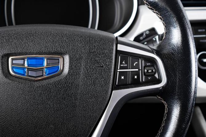 Geely Atlas I с пробегом 2018 года, цена 1 699 000 рублей, 103414 км, внедорожник, Автокод Объявления
