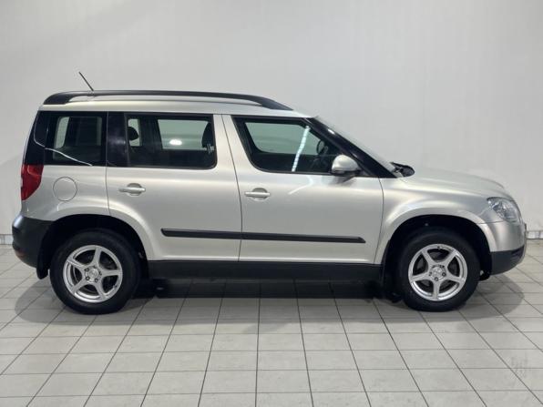 Skoda Yeti I с пробегом 2014 года, цена 838 000 рублей, 100478 км, внедорожник, Автокод Объявления