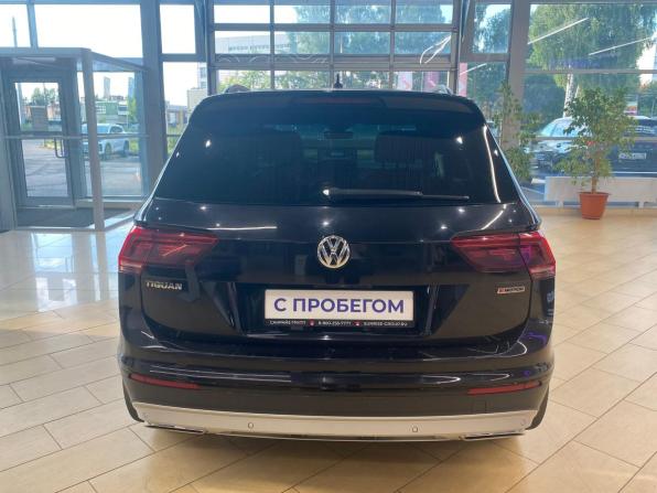 Volkswagen Tiguan II Рестайлинг с пробегом 2020 года, цена 2 699 000 рублей, 116338 км, внедорожник, Автокод Объявления