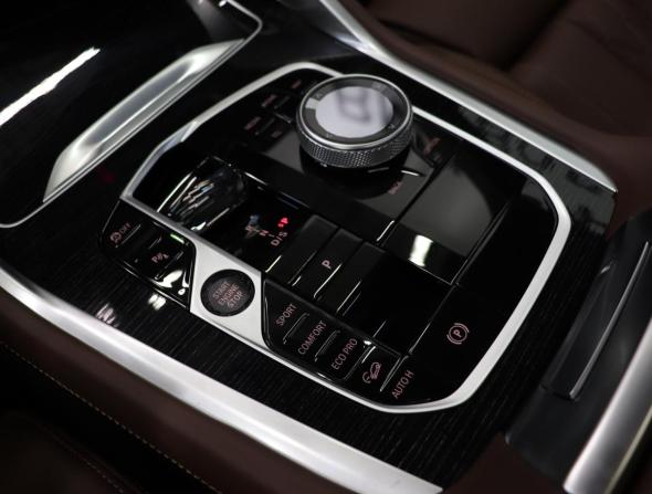 BMW X6 III (G06) Рестайлинг с пробегом 2025 года, цена 13 790 000 рублей, 3244 км, внедорожник, Автокод Объявления